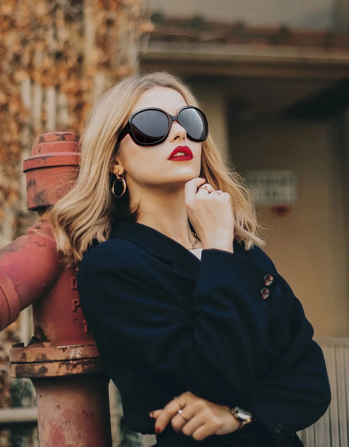 Load image into Gallery viewer, Polarized Sunglasses for Women, Ladies Oversized Sun Glasses UV Protection (Black Red)
