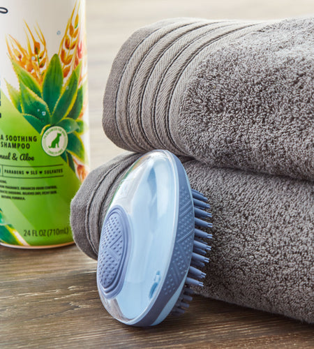 Bathing Palm Dog Brush + Shampoo Dispenser | Dog Grooming Tool Hand Brush